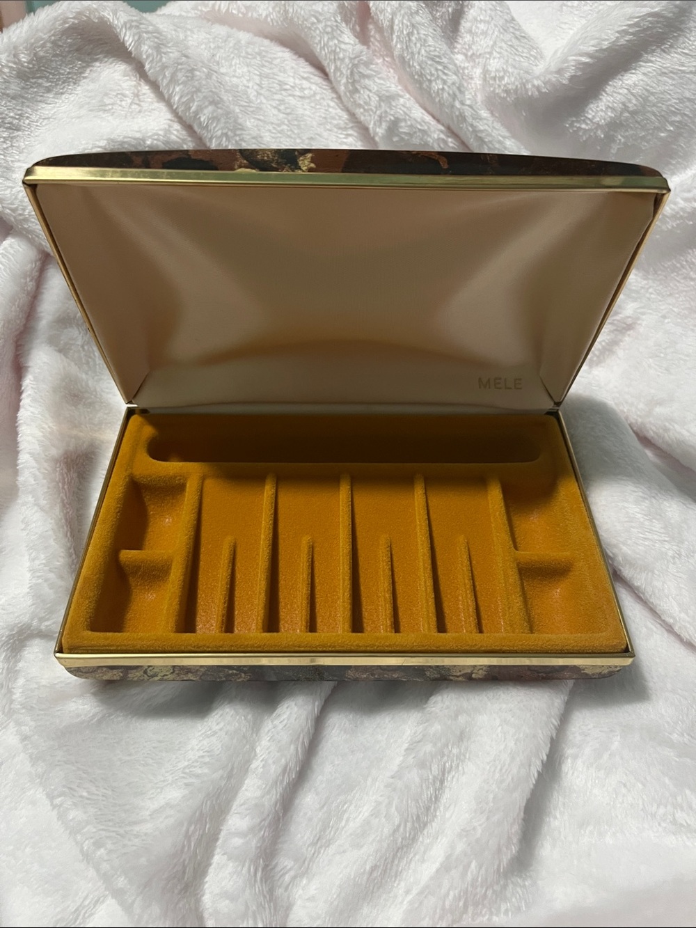 Mele Travel jewelry and earring case